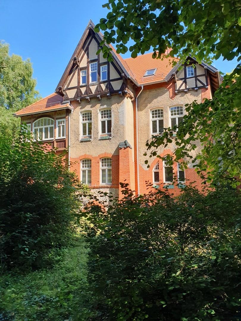 Villa von der Südseite