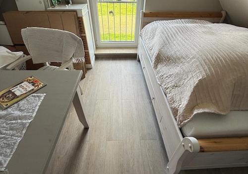 Schlafzimmer im Spitzboden