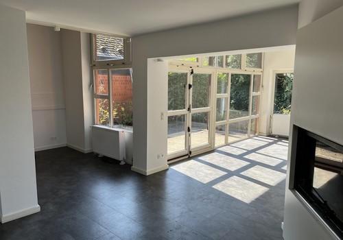 Salon mit Blick auf Terrasse