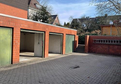 Garagen Außenansicht 