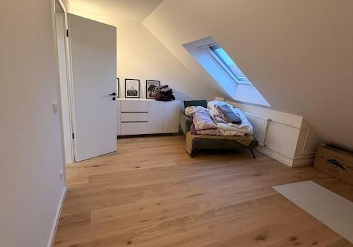 Schlafzimmer DG