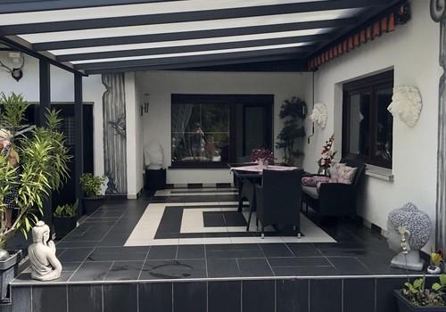 überdachte Terrasse 