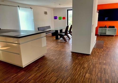 Sicht in Küche und Esszimmer