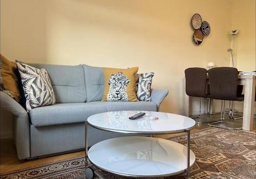 Wohnzimmer mit Essbereich