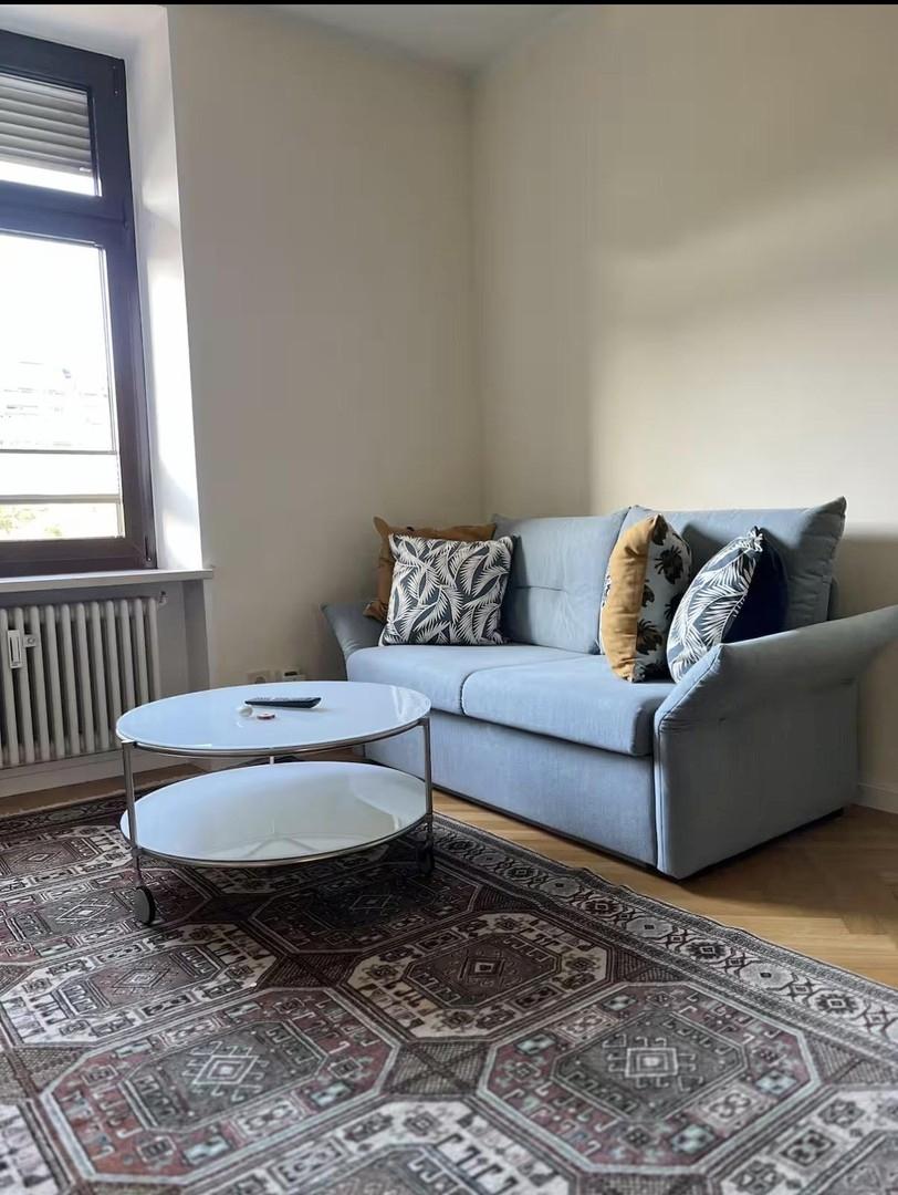 Wohnzimmer mit Essbereich