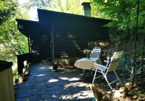 Eingang Haus und obere Terasse