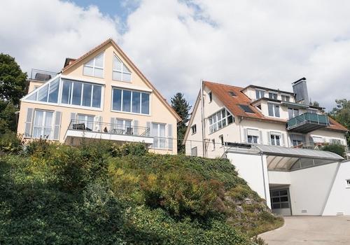 Außenansicht (Gebäude links)