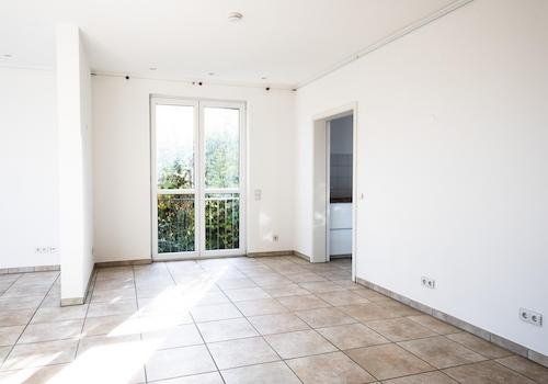 Esszimmer mit Eingang Küche