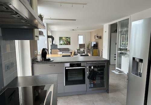 Küche, Ess- und Wohnbereich EG