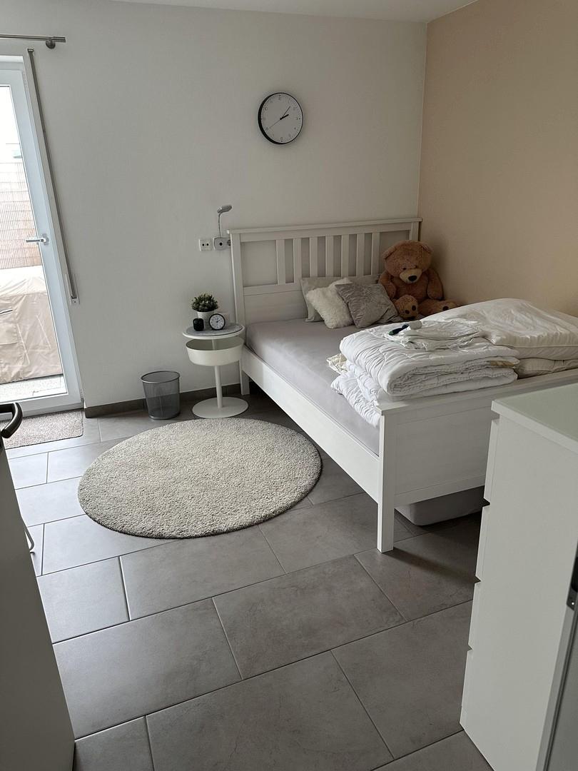 Jugendzimmer UG