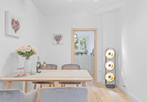 Essbereich mit Küche