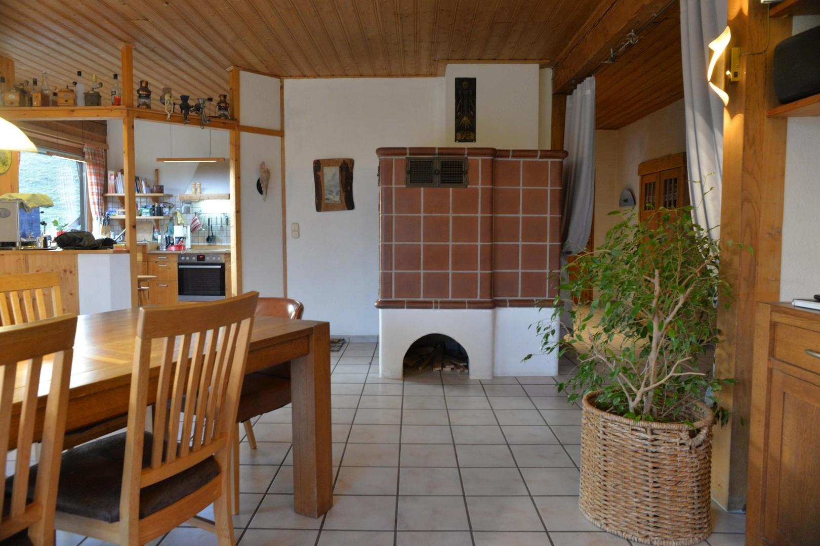 Kachelofen im Wohnbereich