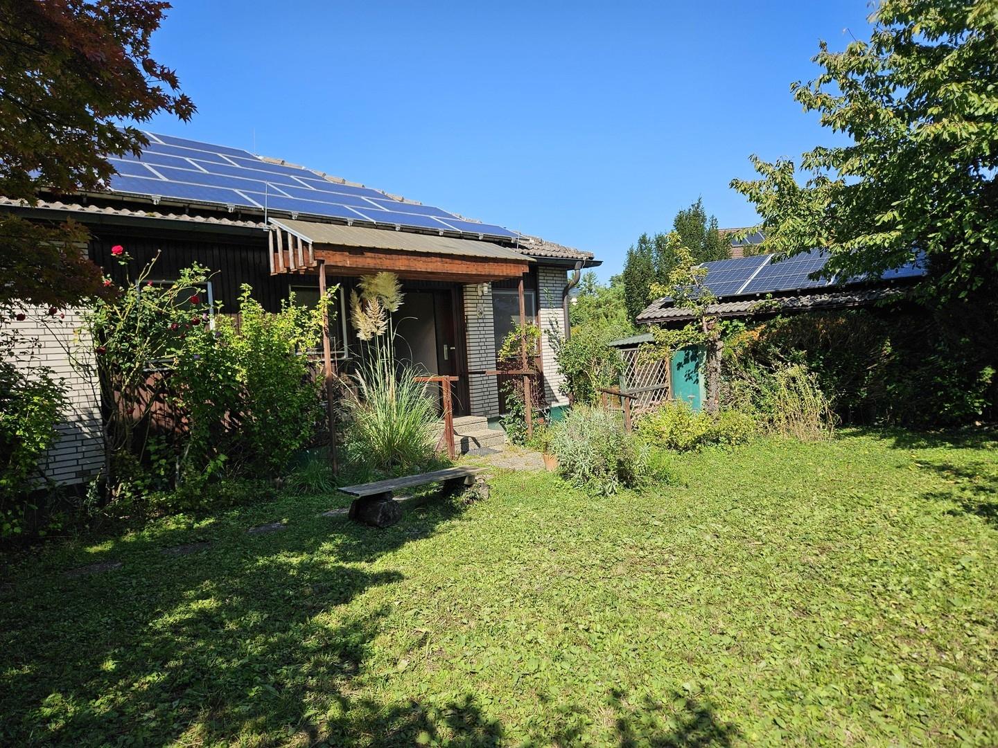 Vorgarten und Eingang