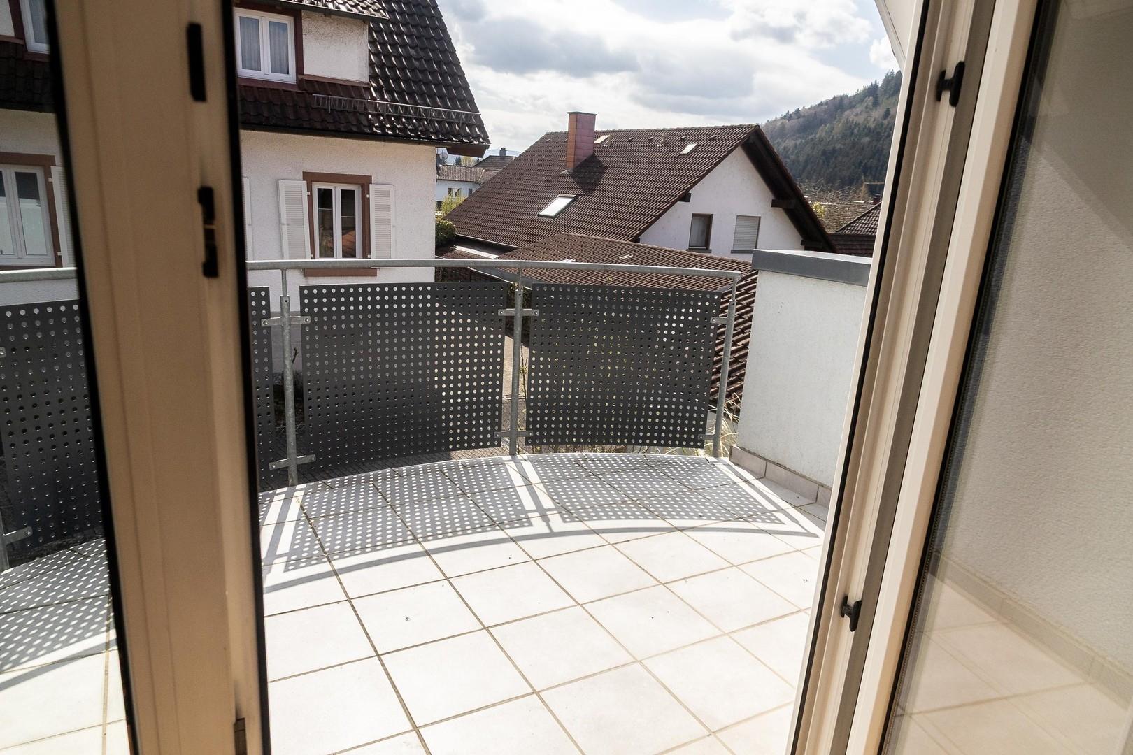 Flur oben mit Balkon