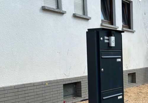 Neuer Briefkasten + Klingel