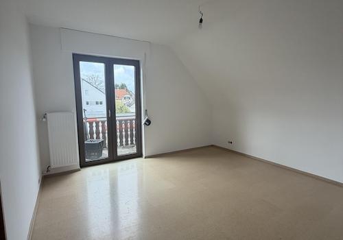 OG Zimmer 3 mit Balkon