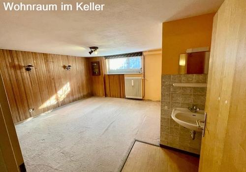 Wohnraum im Keller