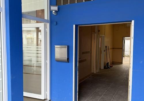 Eingangstüre Büro und Lager