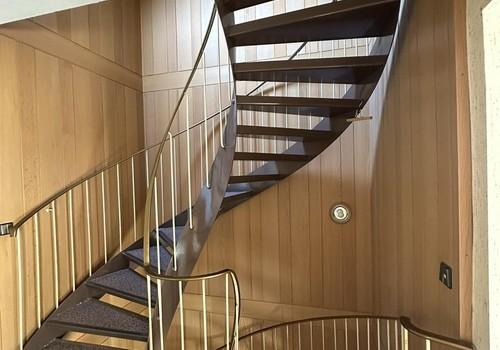 Treppenaufgang zu 1. OG