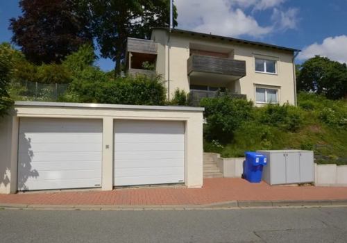 Ansicht Haus & Garagen 