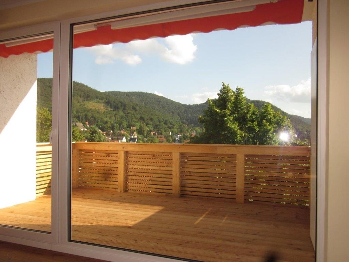 Blick WoZi auf Südbalkon