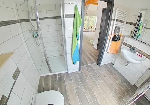 Duschbad im Dachgeschoss 