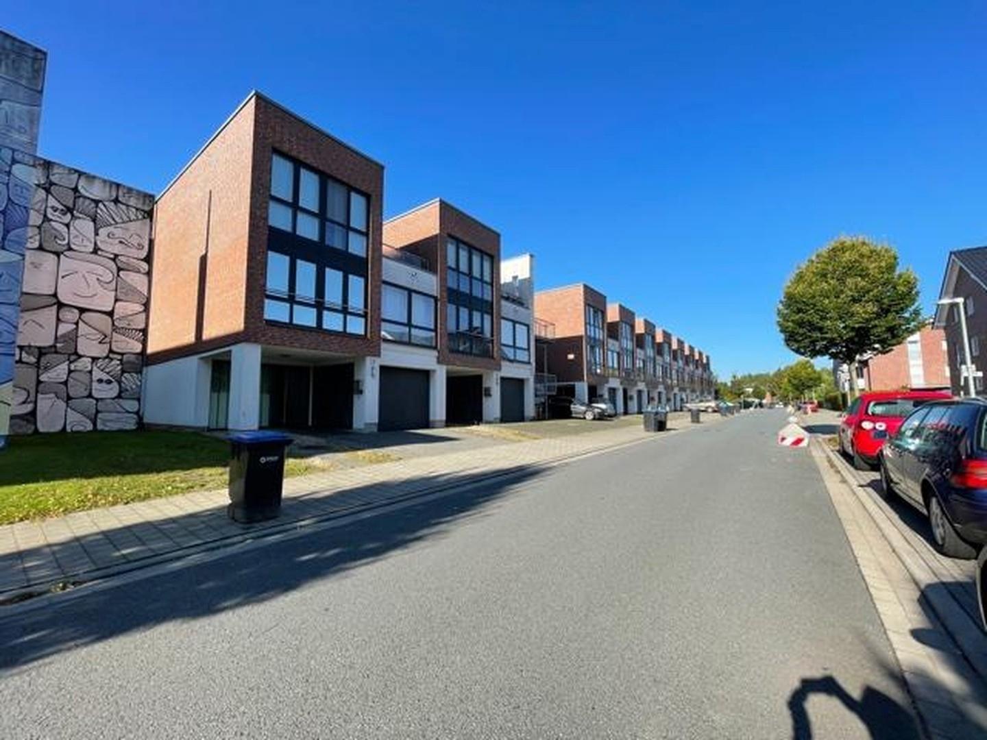 Jürgen-Hornemann Str.