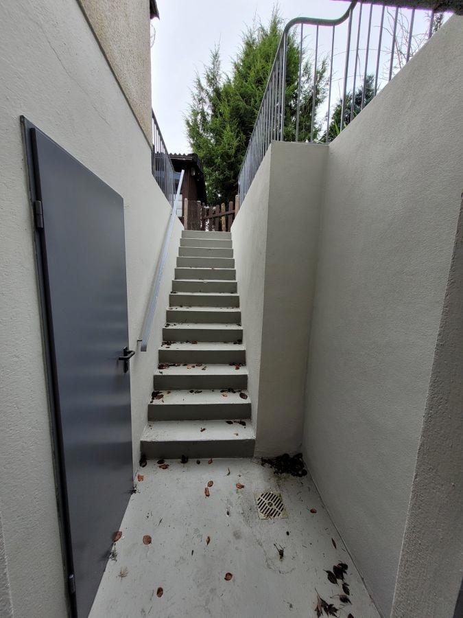 Bild 17 Kelleraussentreppe zum Garten