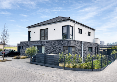 7EA05372-59CA-42B0-B2CD-0F242026075A