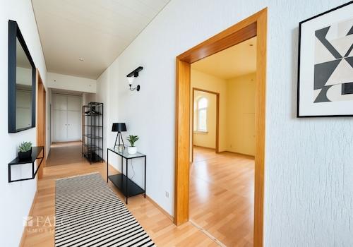 Eingangsbereich - (KI generiert)