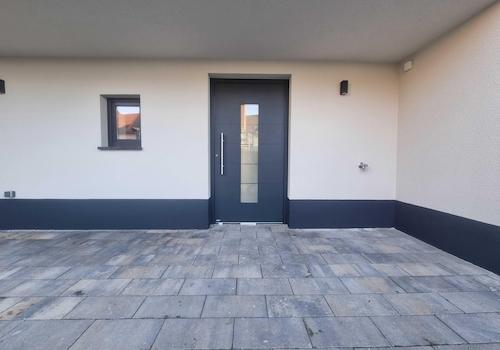 Aluminium-Haustür zum EG