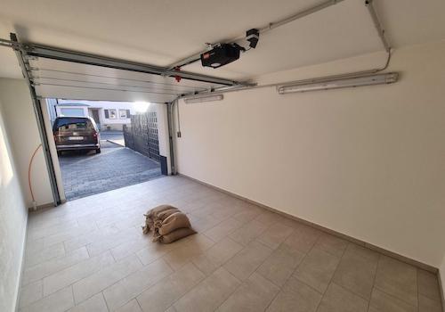 Glasfaseranschluss in Garage