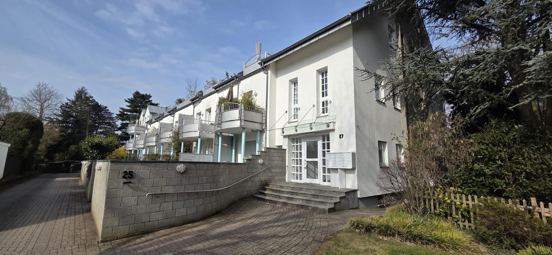 Gesamtansicht (Südseite)