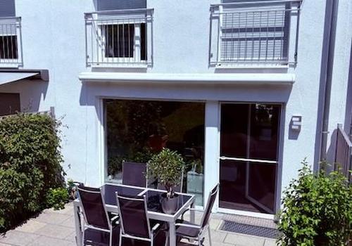 Terrasse mit Markise