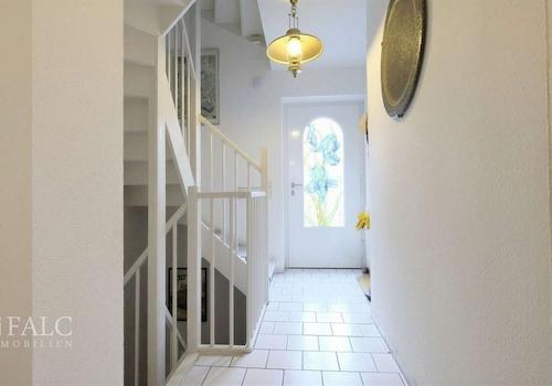 Eingangsbereich - (KI generiert)