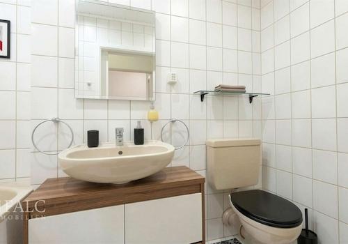 Badezimmer 1OG - (KI generiert)