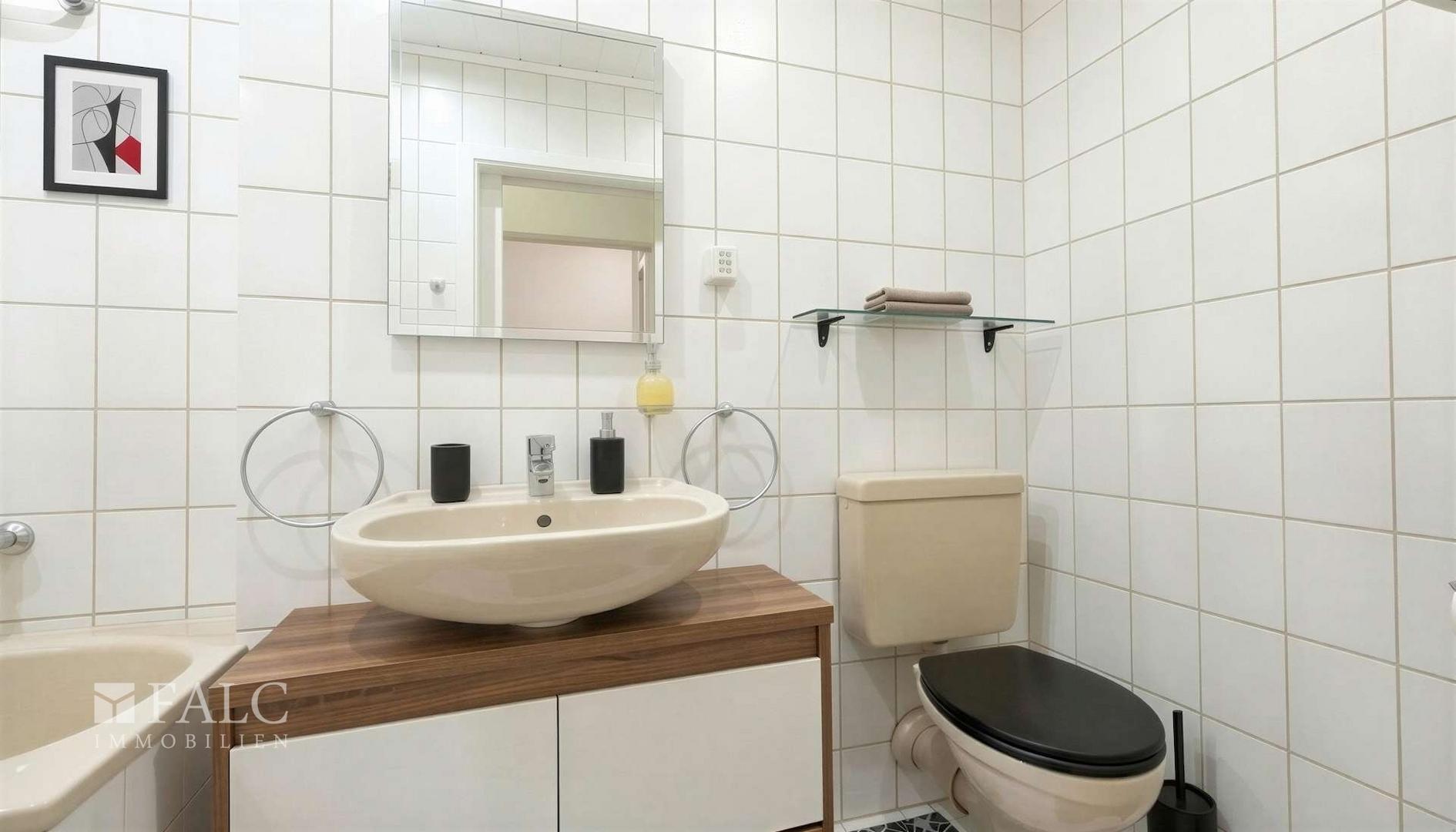 Badezimmer 1OG - (KI generiert)