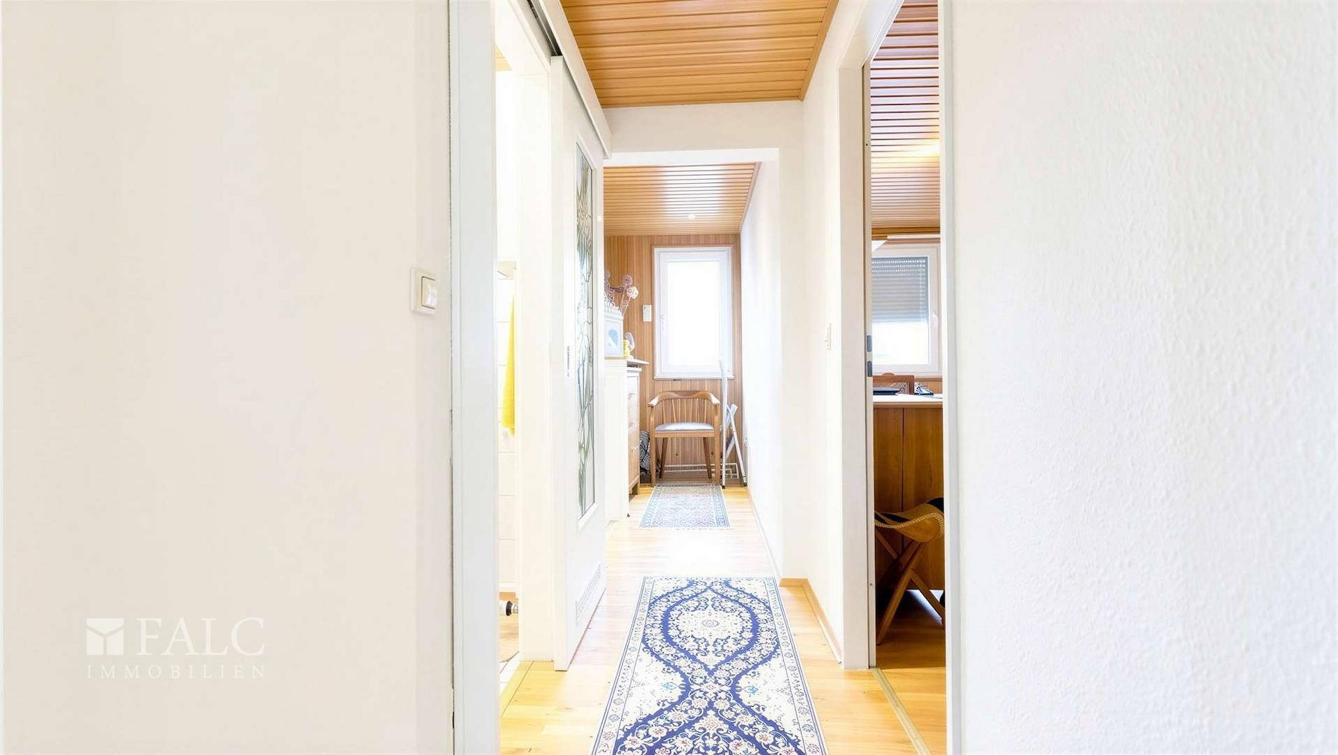 Flur DG - (KI generiert)