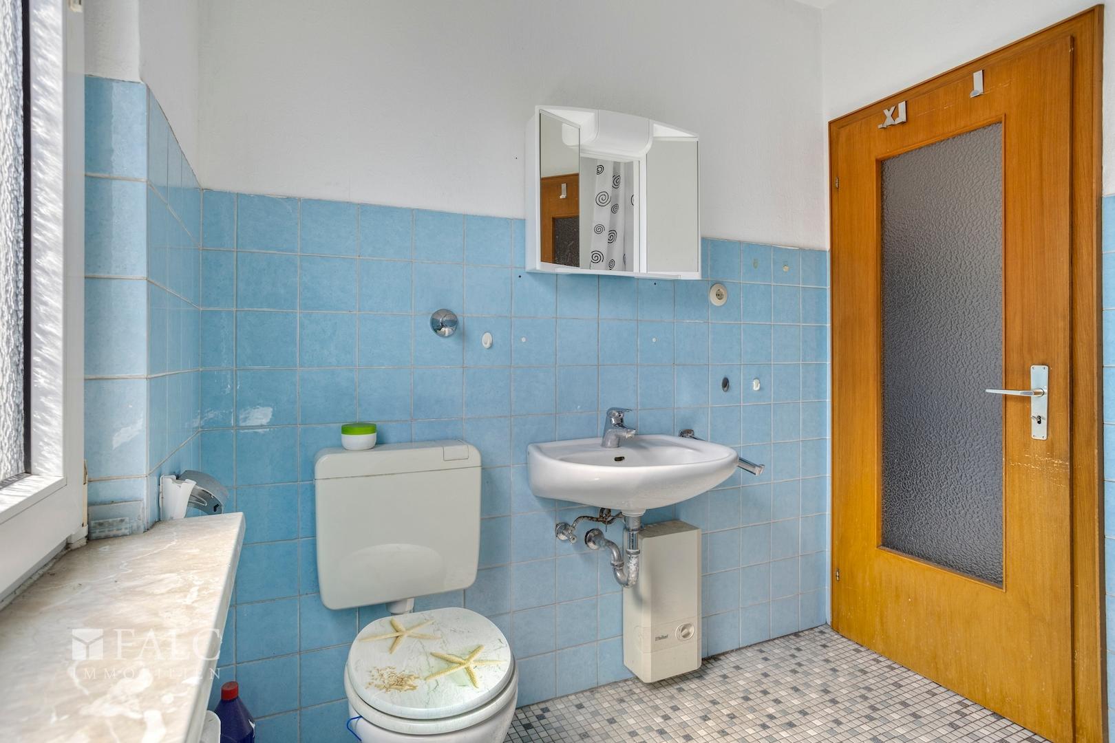 2 OG. links, Badezimmer