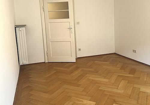 Schlafzimmer -> Flur