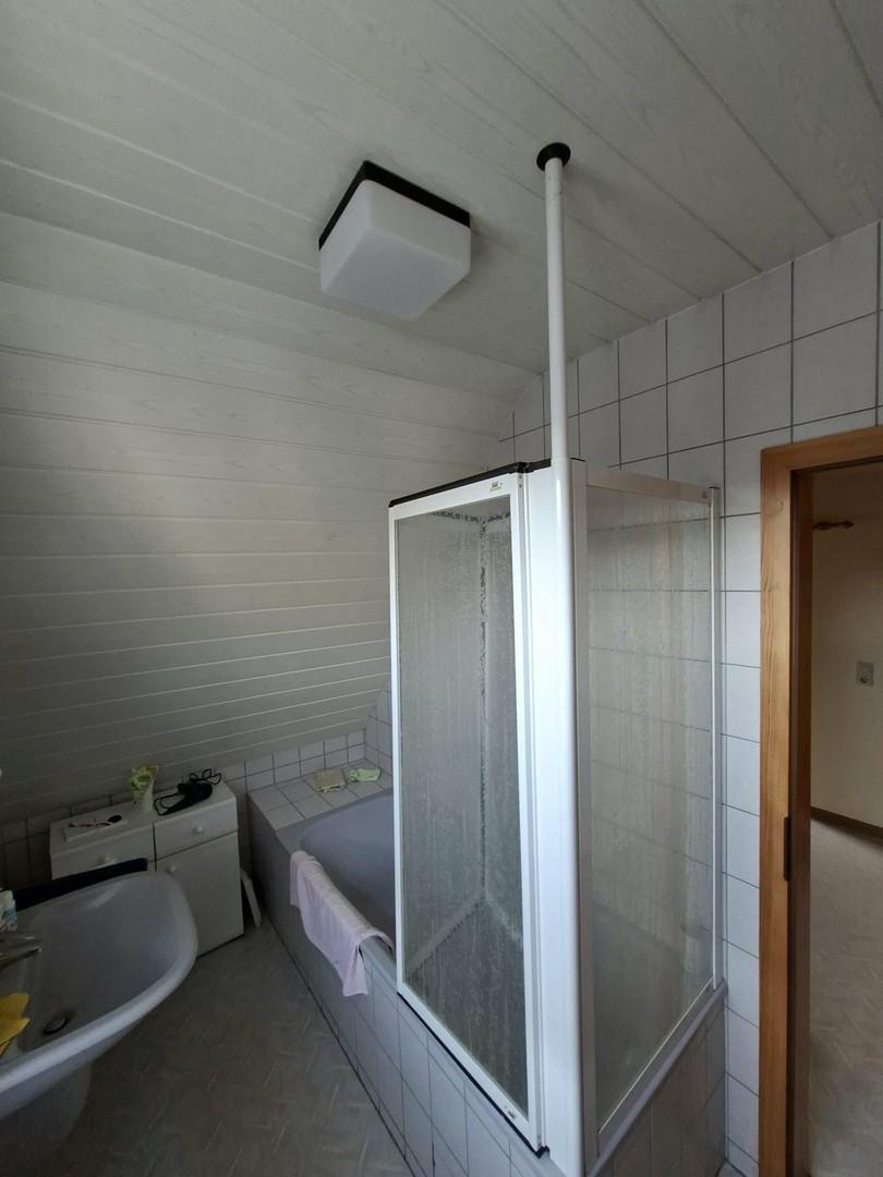 Bad 2.Etage/Dachgeschoss