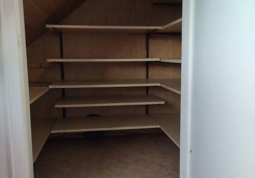 Abstellkammer in der Küche