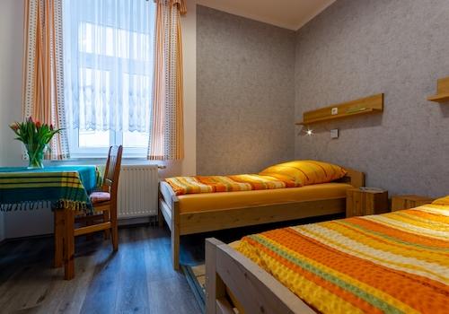 Schlafen 3 im Hochparterre (2)