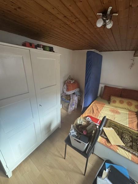 24 Schlafzimmer
