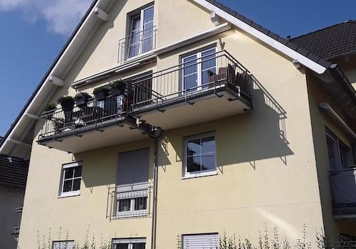 Süd-Seite mit Sonnenbalkon