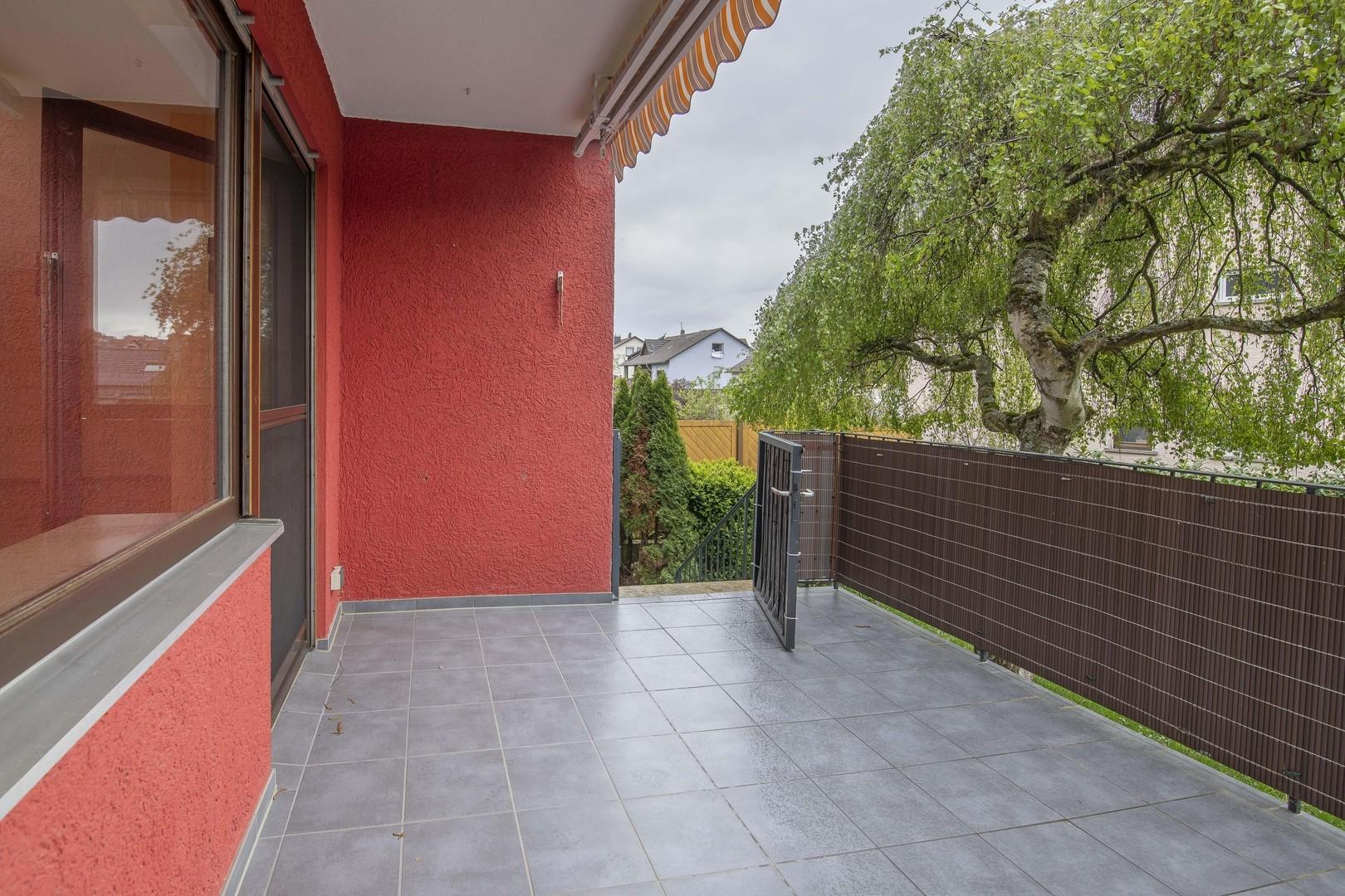 Balkon mit Gartenzugang EG