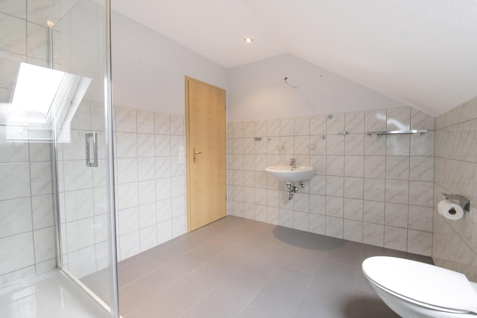 Badezimmer DG