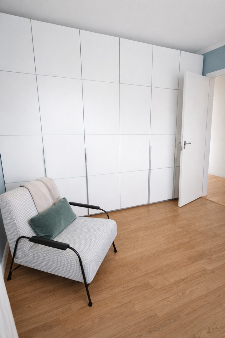 großzügiger Einbauschrank