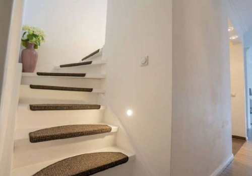 Treppe zum Dachgeschoss