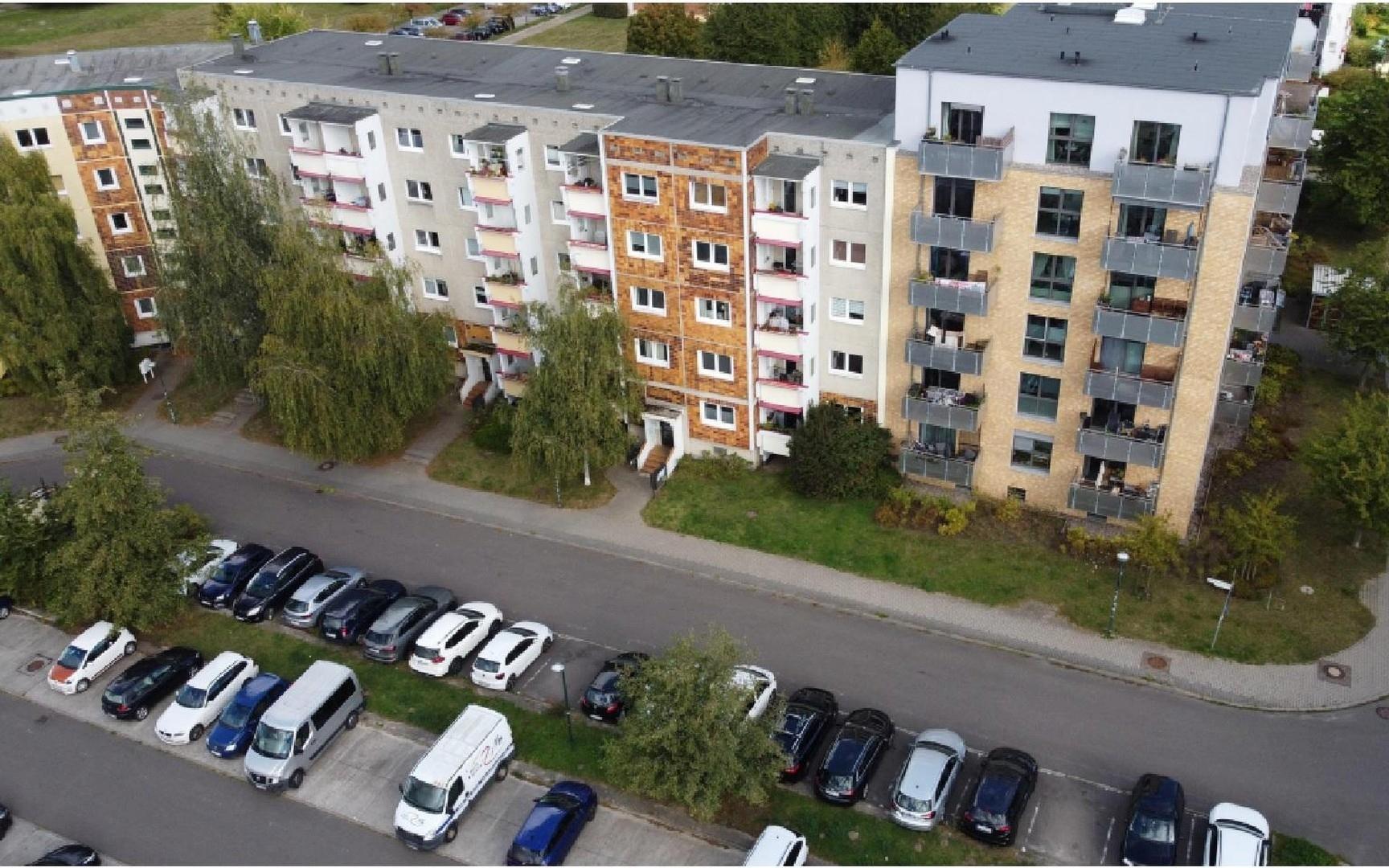 Olof-Palme-Str 13-15